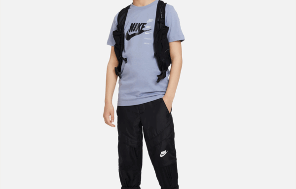 Nike Camiseta de manga corta para niño FN7713 493 - Imagen 2