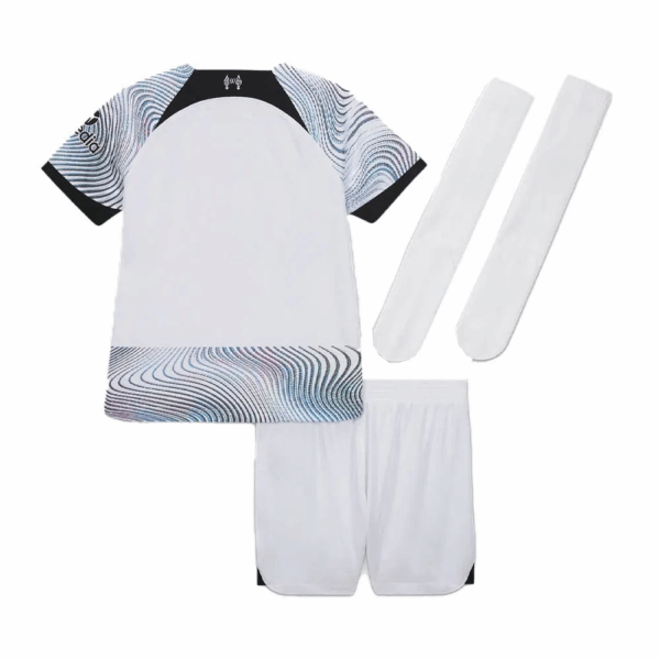 Liverpool Away Mini Kit Bebe 2022-2023 - Imagen 2