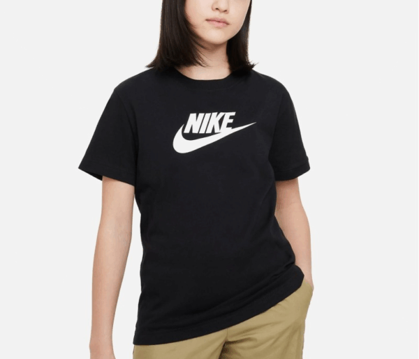 CAMISETA MANGA CORTA NIKE SPORTSWEAR BIG KIDS NEGRO / BLANCO