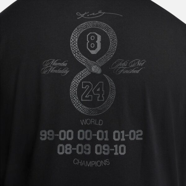 Nike Kobe "The Gift of Mamba" Tee FV6066 010 - Imagen 4