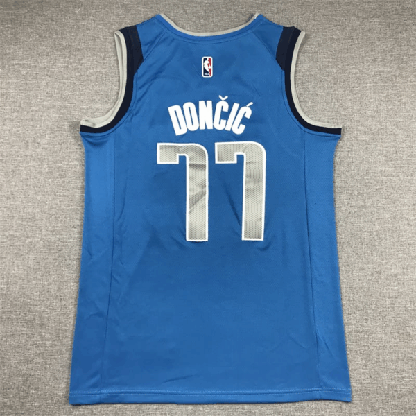Camiseta de Bebe y niños Luka Doncic #77 Dallas Mavericks 2023 NBARJ6TH23 - Imagen 2